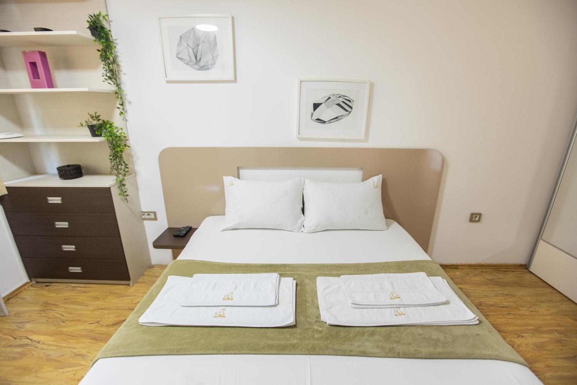 4 Rooms Apartments Ниш Экстерьер фото