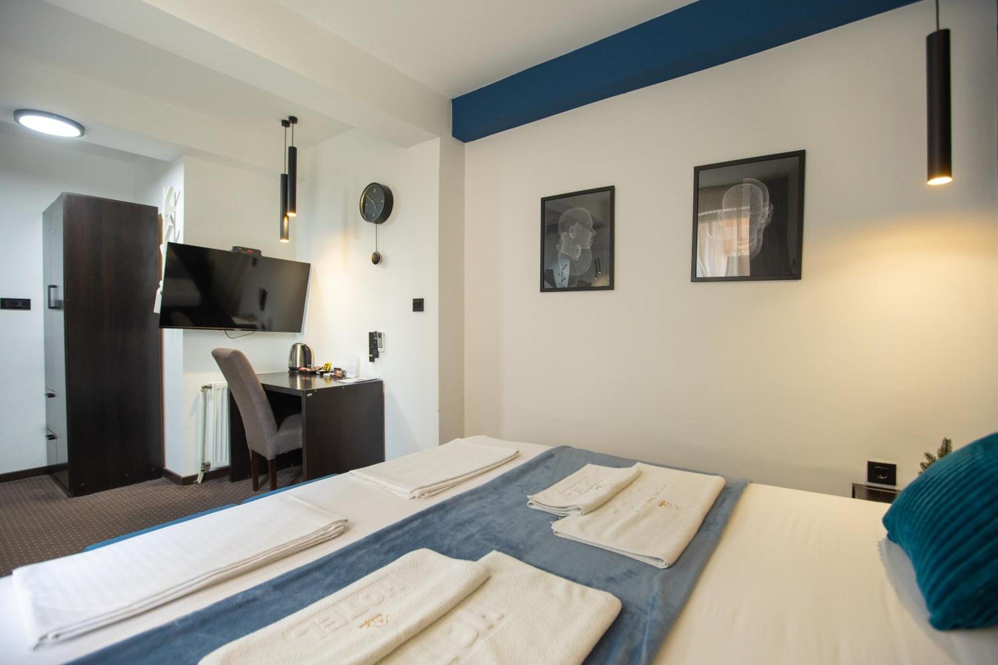 4 Rooms Apartments Ниш Экстерьер фото